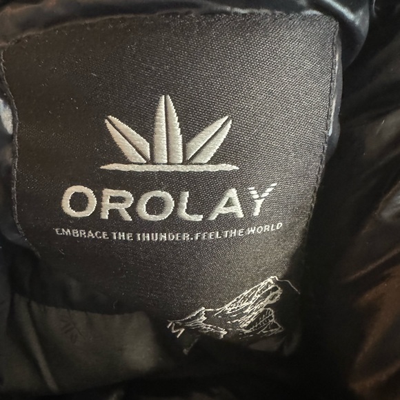 Orolay-90% down shiny black hooded ski vest with 4 front outer pockets.Size M - Picture 4 of 16